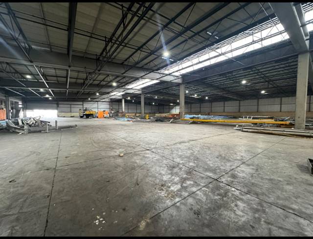 6,500M² WAREHOUSE FOR SALE IN MOBENI